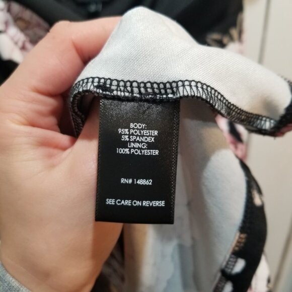 Torrid black pink floral dressy tank size 4x plus size career office work - Picture 5 of 5